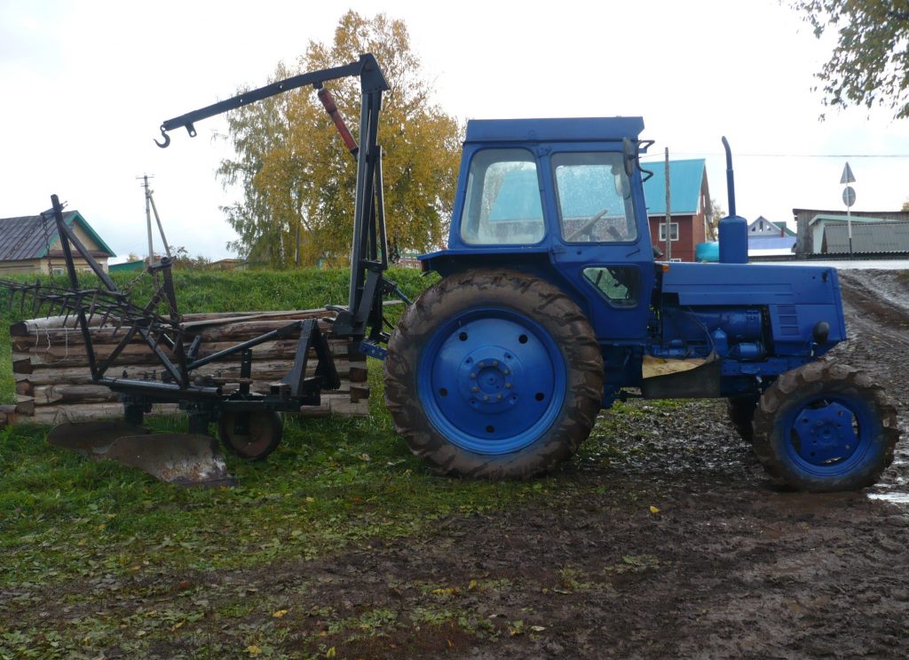 Права на трактор в Тарковиче-Сале